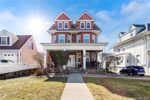 3rd-floor-29 Neptune Ave, New Rochelle, NY, 10805-1401 | Card Image