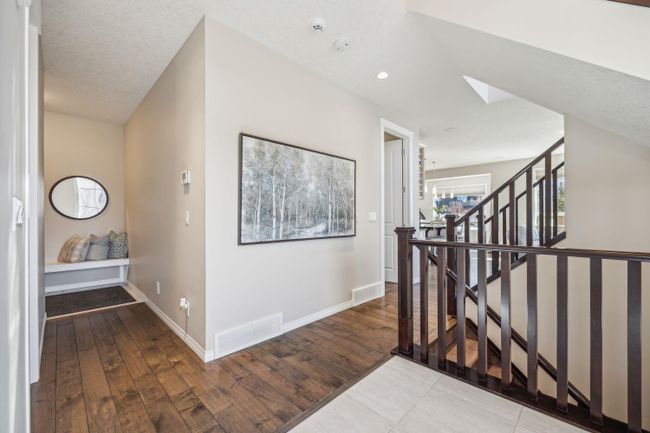148 Hillcrest Drive Sw, Home with 4 bedrooms, 4 bathrooms and 6 parking in Airdrie AB | Image 4
