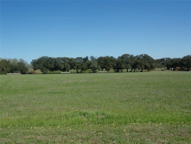 1931 Bruno Rd, Home with 4 bedrooms, 3 bathrooms and 4 parking in Schulenburg TX | Image 21