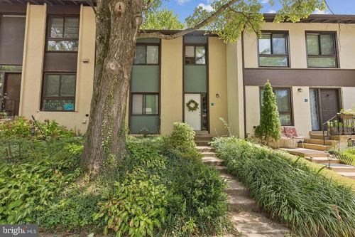 11817 Coopers Ct, RESTON, VA, 20191-2303 | Card Image