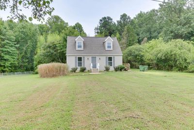 5111 Clay Bank Road, House other with 3 bedrooms, 2 bathrooms and null parking in Gloucester VA | Image 2