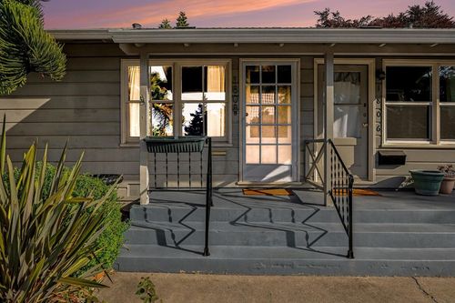 1808 Main St, Alameda, CA, 94501 | Card Image