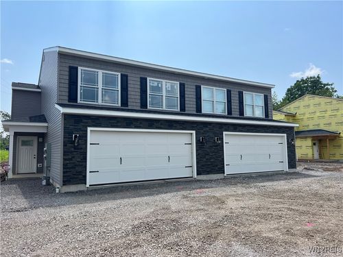 10985 Main St, Clarence, NY, 14031-1735 | Card Image