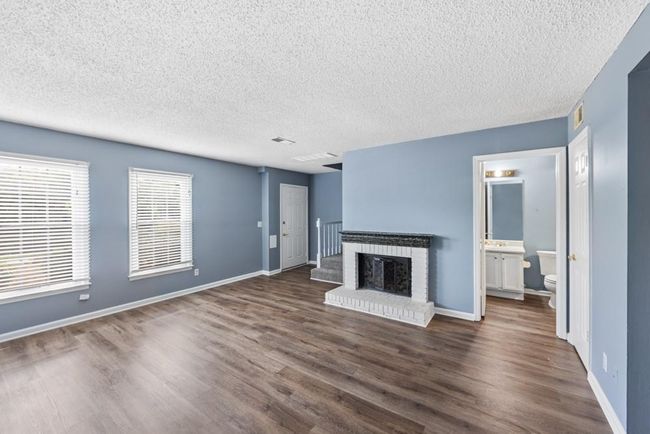 1016 Old Holcomb Bridge Rd, Townhouse with 2 bedrooms, 3 bathrooms and null parking in Roswell GA | Image 6