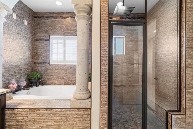 3401 E Stevenson Ave, House other with 5 bedrooms, 5 bathrooms and 2 parking in Alton TX | Image 11