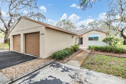 13205 Cypress Hill Dr, HUDSON, FL, 34669-2834 | Card Image