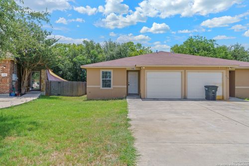 b-280 Rosalie Dr, New Braunfels, TX, 78130-3489 | Card Image