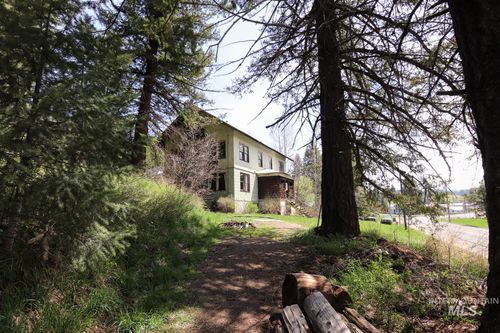 702 Park Avenue, Bovill, ID, 83806 | Card Image