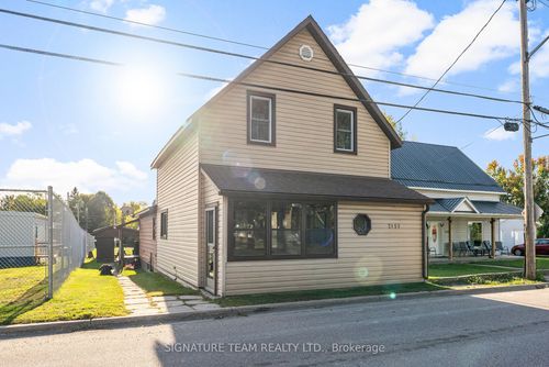 2157 Westmeath Rd, Westmeath, ON, K0J2L0 | Card Image