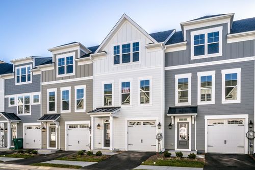 34f-3499 Monterey Dr, ROCKINGHAM, VA, 22801-3985 | Card Image