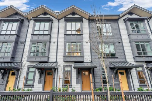 105-2320 Emery Pl, North Vancouver, BC, V7J1R1 | Card Image
