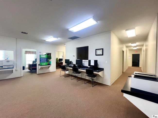 250 Holt St, Home with 0 bedrooms, 4 bathrooms and null parking in Bastrop LA | Image 10