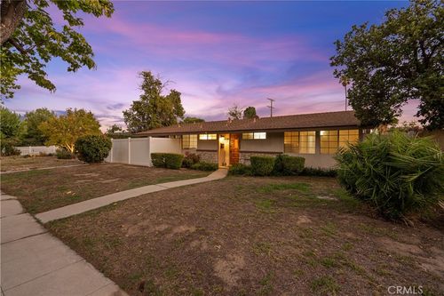16350 Plummer St, North Hills, CA, 91343-1940 | Card Image