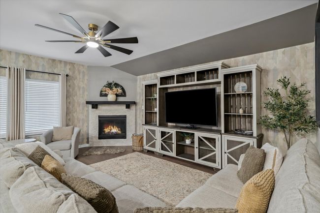 2576 Russell St, House other with 4 bedrooms, 2 bathrooms and null parking in Crandall TX | Image 10