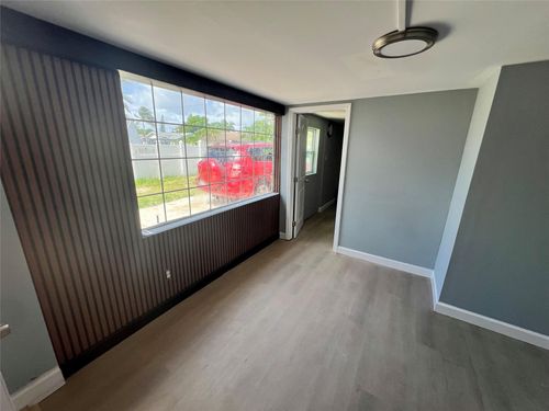 2-1236 Peak Rd, Lantana, FL, 33462-5926 | Card Image