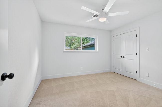 2705 N Ricketts St, House other with 3 bedrooms, 2 bathrooms and null parking in Sherman TX | Image 27
