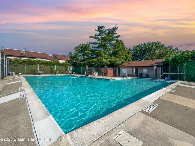 81 Selvin Loop | Image 24