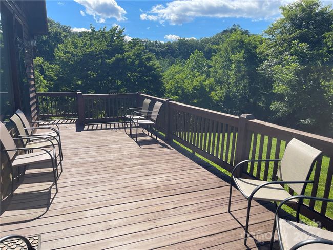 90 Twin Oaks Est, House other with 2 bedrooms, 3 bathrooms and null parking in Sylva NC | Image 31
