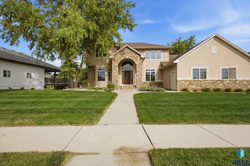 2612 S Camden Ave Avenue, Sioux Falls, SD, 57106 | Card Image