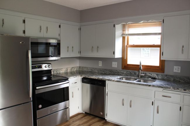 Kitchen 348 | Image 16