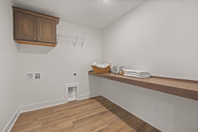 2228 N Green Lee, Home with 5 bedrooms, 4 bathrooms and null parking in Cumming IA | Image 31