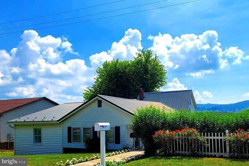 607 Leiper St, CUMBERLAND, MD, 21502-1316 | Card Image