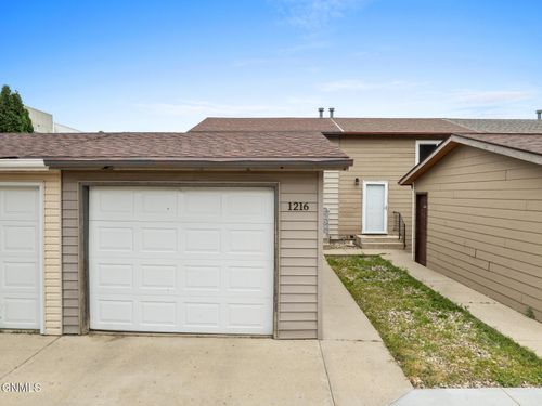 1216 E Ridge Ct, Williston, ND, 58801-4472 | Card Image