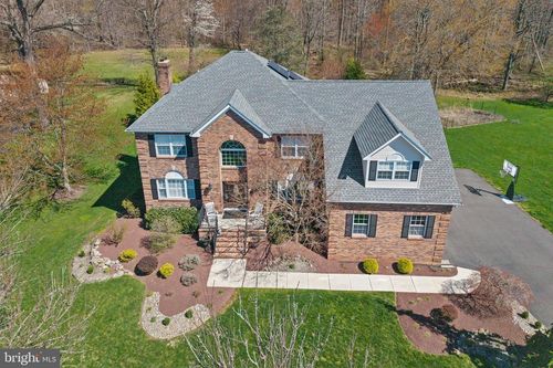 18 Annie Ln, Robbinsville, NJ, 08691-2545 | Card Image