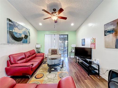 6722 Nw 192nd Ln, Hialeah, FL, 33015-2452 | Card Image