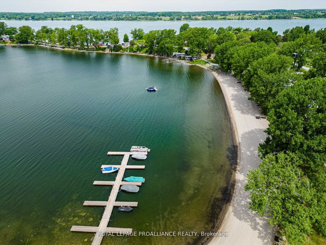 486 Cty Rd 18   3 Beachview Lane, House other with 2 bedrooms, 1 bathrooms and 2 parking in Prince Edward County ON | Image 37