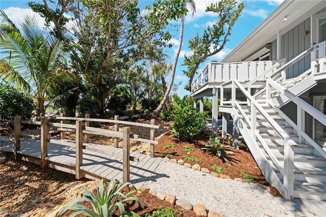 16886 Captiva Dr, House other with 5 bedrooms, 5 bathrooms and 4 parking in CAPTIVA FL | Image 38