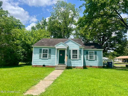 800 Deering St, Cleveland, MS, 38732-3123 | Card Image