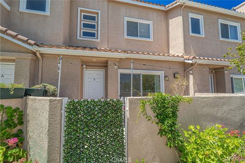 b-25708 Holiday Cir, Stevenson Ranch, CA, 91381-1250 | Card Image