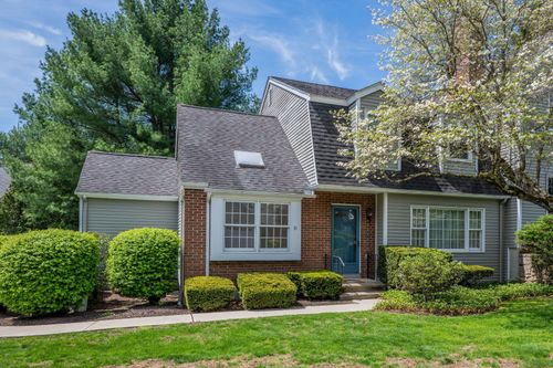 31-31 Woodbury Hl, Woodbury, CT, 06798-2960 | Card Image