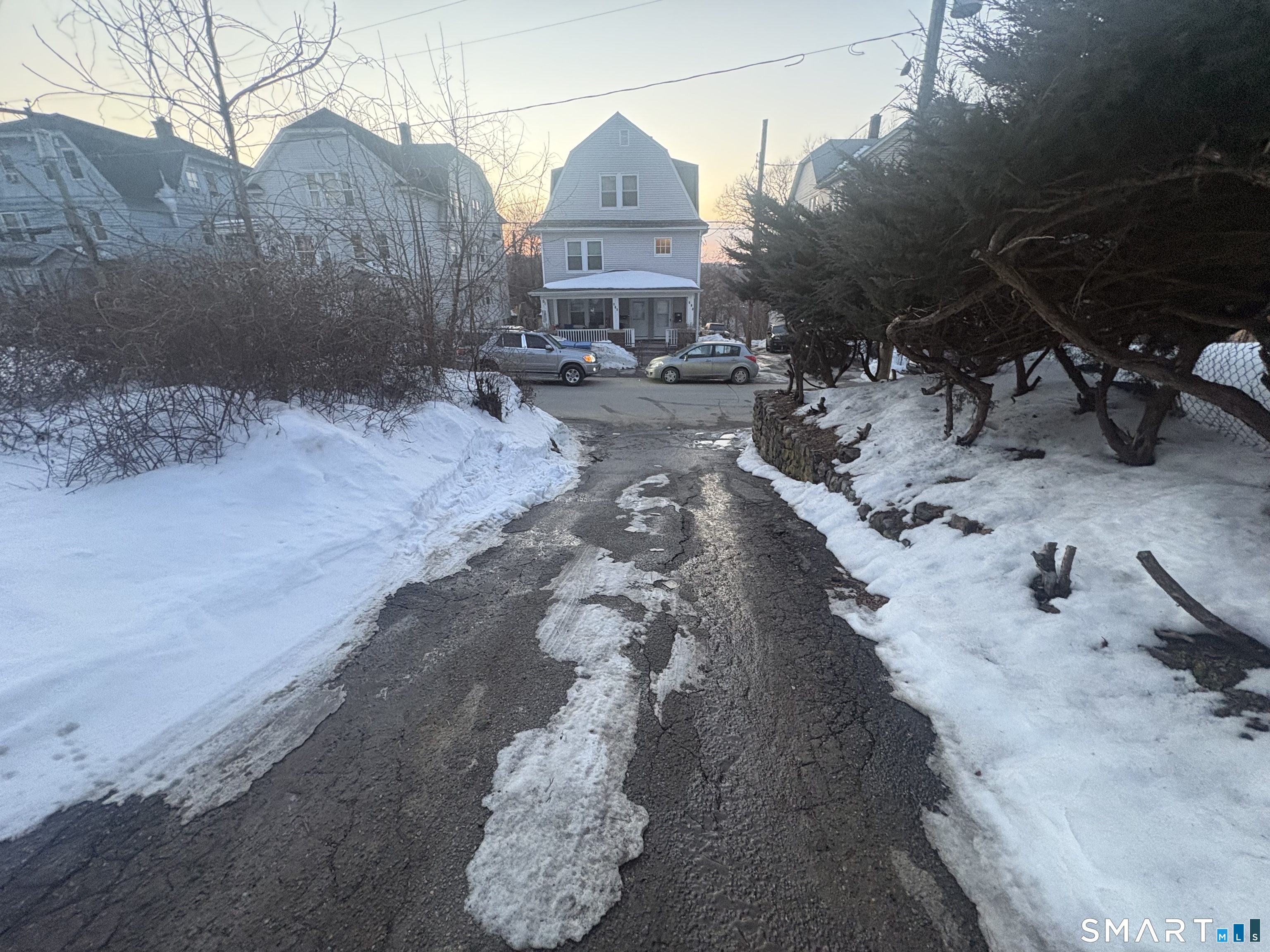 Land in Waterbury
