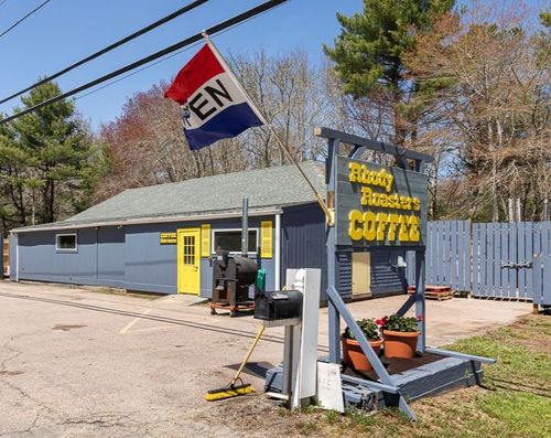 388 Church St, Wood River Junction, RI, 02894-1204 | Card Image