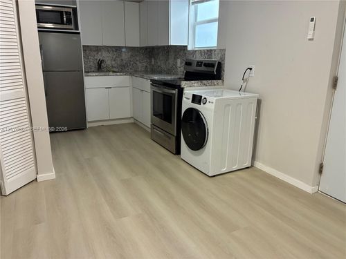 0-450 Ne 62nd St, Miami, FL, 33138-6105 | Card Image