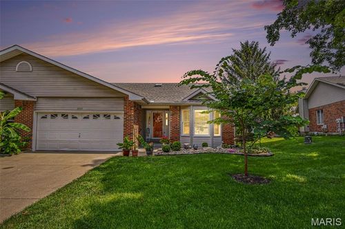 5d-2960 Sylvan Ln, Saint Charles, MO, 63301-0383 | Card Image