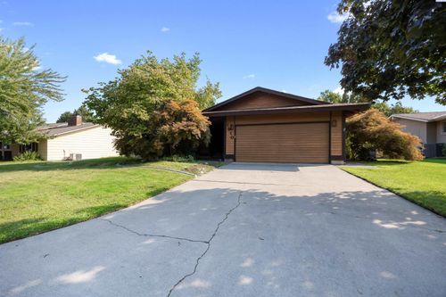 1910 Forest Ave, Richland, WA, 99354-2119 | Card Image
