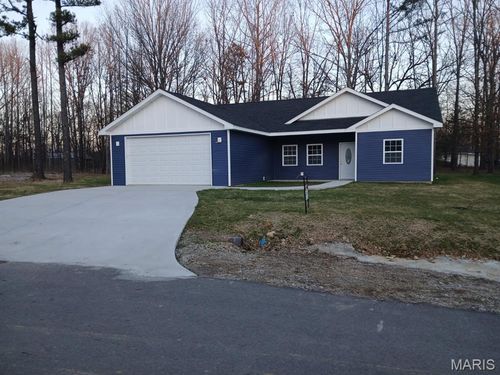 233 Ruth Harris Ln, Poplar Bluff, MO, 63901-2206 | Card Image