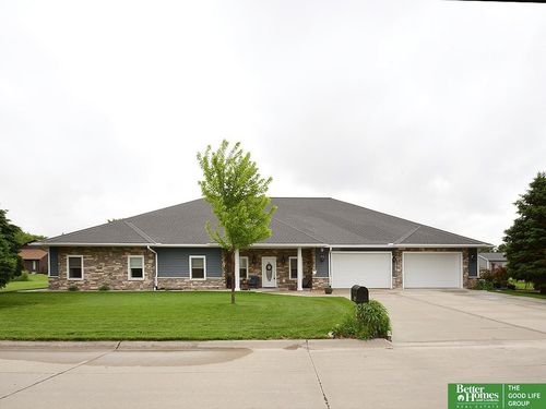 220 Taylor St, Saint Paul, NE, 68873-2236 | Card Image