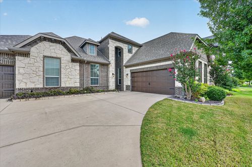 1025 Claystone Rdg, Burleson, TX, 76028-2391 | Card Image