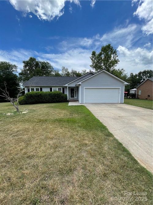 4144 Sim Chick Ln, Maiden, NC, 28650-9095 | Card Image