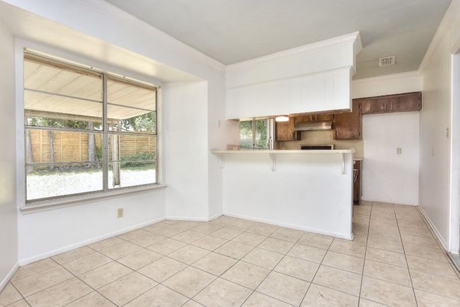 Dining Area | Image 8
