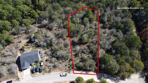 243 Hanauma Dr, Bastrop, TX, 78602-7080 | Card Image