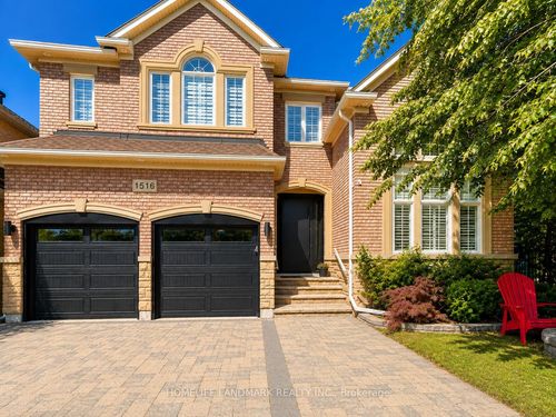 1516 Pinery Cres, Oakville, ON, L6H7J9 | Card Image