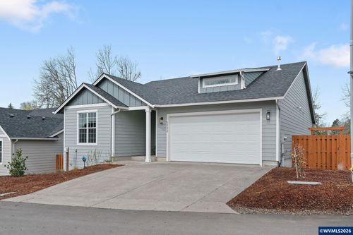 9344 Glory Ct Ne, Salem, OR, 97305-9697 | Card Image