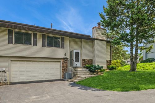 1062 Amble Dr, Shoreview, MN, 55126-2268 | Card Image