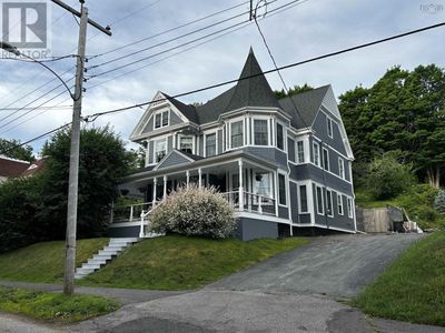 157 Queen St, House other with 5 bedrooms, 2 bathrooms and null parking in Digby NS | Image 1