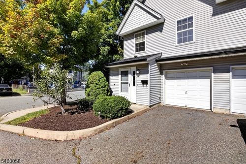 e-4 Star Lake Rd, Bloomingdale, NJ, 07403-1200 | Card Image